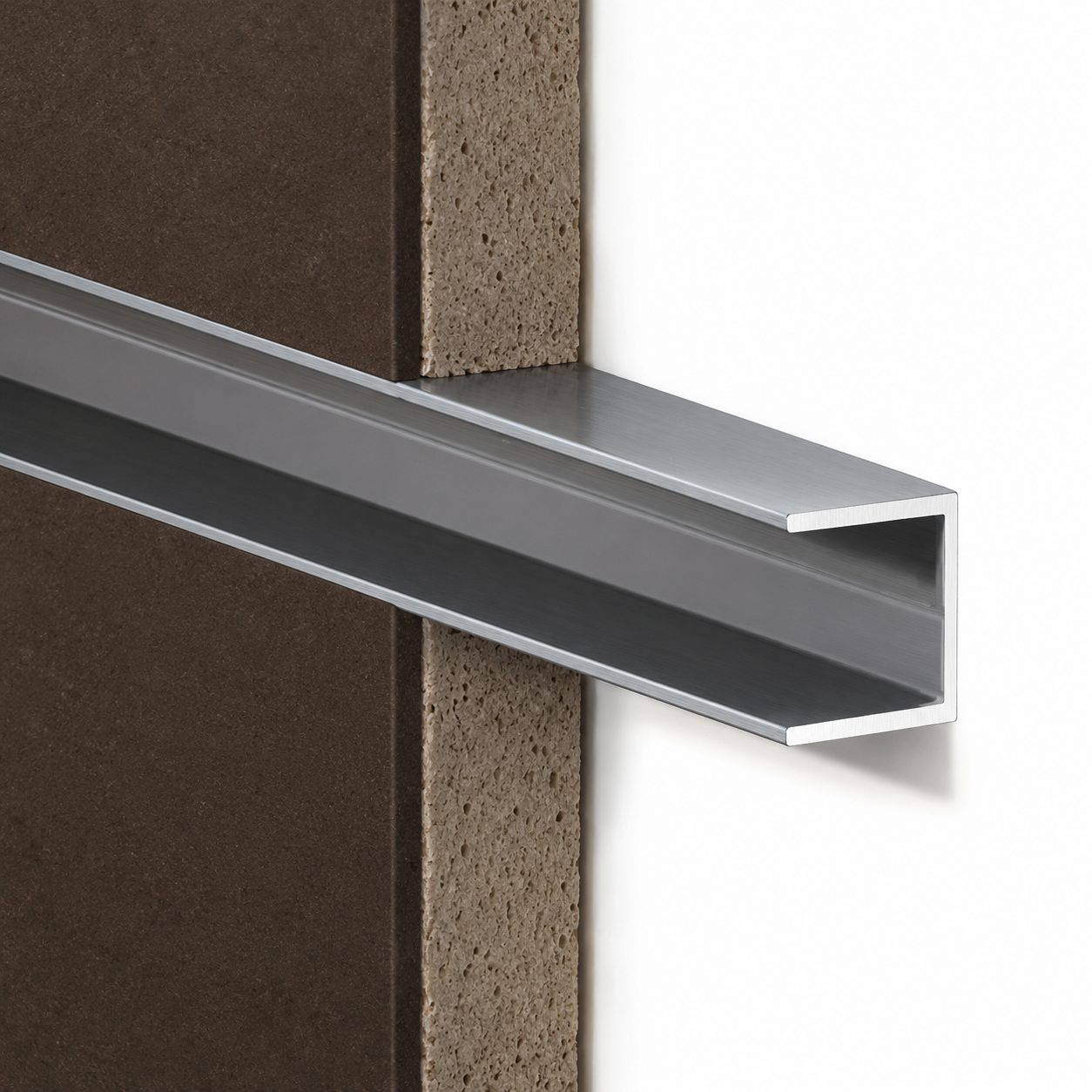 U-channel aluminium profile installed on a tiled edge